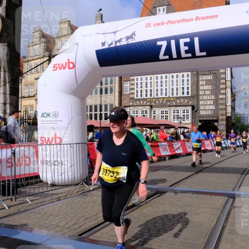 13.09.2026 - 21. swb-Marathon Bremen Tim E. http://msf.ph/oto/10340621 13.09.2026 11:10:30 Ziel 10361, 10362, 10751, 10963, 11080, 11382, 11725, 11732, 11933, 12117, 12207, 12293 meine-sportfotos.de