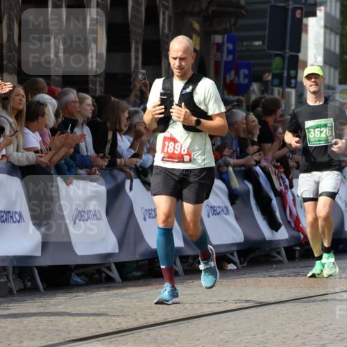 13.09.2026 - 21. swb-Marathon Bremen Strokosch-Dieckow http://msf.ph/oto/10340668 13.09.2026 13:26:28 Ziel 1896, 2062, 2666, 3248, 3516, 3983, 4476, 4723, 4724, 5558, 5854, 5906, 5934, 6605, 6886, 8361, 8592, 8635, 9266, 9794, 1368, 2779, 3526, 3852, 4077, 4598, 6289, 6375, 6548, 9260 meine-sportfotos.de