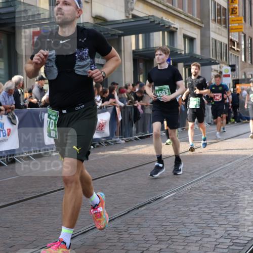 13.09.2026 - 21. swb-Marathon Bremen Strokosch-Dieckow http://msf.ph/oto/10340679 13.09.2026 13:27:25 Ziel 323, 440, 534, 762, 857, 940, 1006, 1456, 1574, 1932, 2345, 2668, 2686, 3013, 3135, 3460, 3521, 3576, 3970, 4106, 4133, 4265, 4421, 4496, 4593, 4744, 5081, 5462, 5557, 6067, 6468, 6522, 7042, 7138, 7358, 8351, 9067, 9494, 9727, 13198, 242, 593, 1373, 1493, 1494, 1574, 2345, 2454, 3273, 3385, 3496, 4121, 4558, 5220, 5290, 5358, 5616, 6071, 6288, 6306, 6776, 7072, 7110, 7849, 8219, 9159, 9343, 9760, 10112, 10113, 13147 meine-sportfotos.de