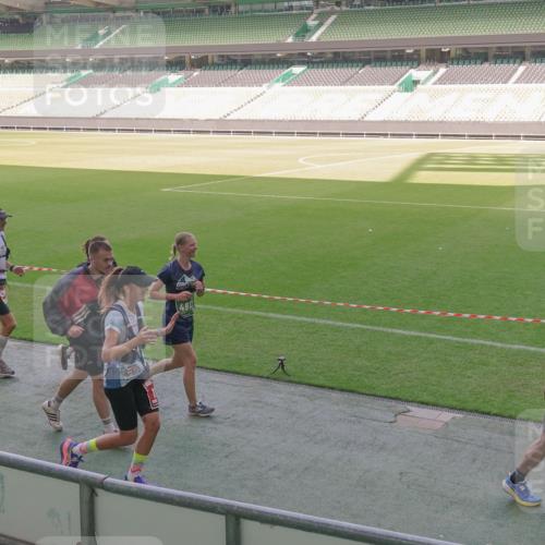 13.09.2026 - 21. swb-Marathon Bremen Michael Burmester http://msf.ph/oto/10340763 13.09.2026 13:21:47 Laufen im Stadion 128, 258, 343, 351, 423, 441, 571, 601, 620, 704, 782, 851, 1060, 1094, 1157, 1158, 1177, 1316, 1344, 1417, 1439, 1518, 1657, 1669, 1676, 1697, 1729, 1808, 1846, 1883, 2010, 2064, 2139, 2201, 2258, 2278, 2290, 2394, 2395, 2414, 2417, 2437, 2501, 2519, 2551, 2588, 2619, 2632, 2652, 2660, 2685, 2711, 2736, 2793, 2828, 2886, 2954, 2964, 2995, 3004, 3010, 3017, 3018, 3022, 3034, 3035, 3036, 3037, 3070, 3074, 3102, 3139, 3144, 3225, 3351, 3682, 3784, 4020, 1506 meine-sportfotos.de