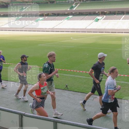 13.09.2026 - 21. swb-Marathon Bremen Michael Burmester http://msf.ph/oto/10340819 13.09.2026 13:21:53 Laufen im Stadion 128, 160, 211, 258, 343, 351, 423, 441, 571, 601, 620, 704, 782, 851, 1060, 1094, 1157, 1158, 1177, 1259, 1316, 1344, 1417, 1439, 1518, 1657, 1669, 1676, 1729, 1808, 1846, 1883, 2139, 2201, 2258, 2278, 2290, 2394, 2395, 2414, 2417, 2437, 2504, 2519, 2551, 2588, 2619, 2632, 2652, 2660, 2685, 2711, 2736, 2793, 2828, 2886, 2954, 2964, 2995, 3004, 3010, 3022, 3034, 3070, 3074, 3102, 3144, 3225, 3351, 3682, 3784, 4020, 4431, 4584, 1506 meine-sportfotos.de