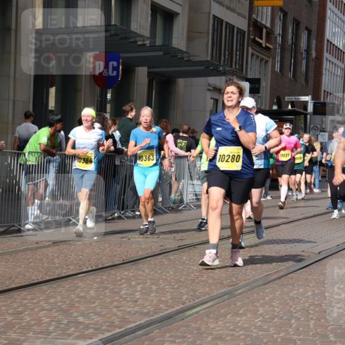 13.09.2026 - 21. swb-Marathon Bremen Strokosch-Dieckow http://msf.ph/oto/10340828 13.09.2026 11:07:22 Ziel 10138, 10279, 10280, 10363, 10364, 10501, 10505, 10580, 10595, 10661, 10674, 10830, 10871, 10907, 10935, 10937, 11037, 11223, 11515, 11643, 11767, 11899, 11924, 11934, 12024, 12097, 12167, 12168, 12194, 12210, 12277, 12307, 12419, 12509, 12511, 12512, 10156, 10205, 10360, 10488, 10695, 10748, 11100, 11123, 11246, 11393, 11417, 11439, 11600, 11684, 11696, 11759, 11767, 11822, 11823, 11865, 11917, 12020, 12173, 12210, 12255, 12266 meine-sportfotos.de