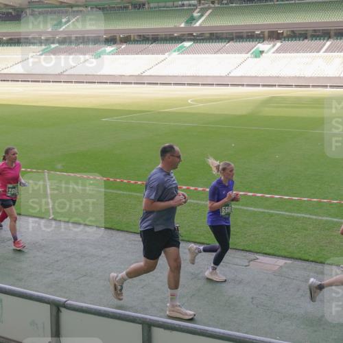 13.09.2026 - 21. swb-Marathon Bremen Michael Burmester http://msf.ph/oto/10340838 13.09.2026 13:21:55 Laufen im Stadion 128, 160, 211, 258, 343, 351, 423, 441, 571, 601, 620, 704, 782, 851, 1060, 1094, 1157, 1158, 1177, 1259, 1316, 1344, 1417, 1439, 1518, 1657, 1669, 1676, 1729, 1808, 1846, 1883, 2139, 2201, 2258, 2278, 2290, 2394, 2395, 2414, 2417, 2437, 2504, 2519, 2551, 2588, 2619, 2632, 2652, 2660, 2685, 2711, 2736, 2793, 2828, 2886, 2954, 2964, 2995, 3004, 3010, 3022, 3034, 3070, 3074, 3102, 3144, 3225, 3351, 3682, 3784, 4020, 4431, 4584, 1506 meine-sportfotos.de