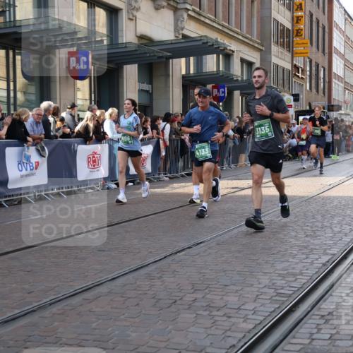 13.09.2026 - 21. swb-Marathon Bremen Strokosch-Dieckow http://msf.ph/oto/10340865 13.09.2026 13:27:32 Ziel 440, 488, 534, 762, 857, 1343, 1456, 1932, 2686, 3013, 3135, 3480, 3576, 3970, 4106, 4133, 4265, 4421, 4496, 4593, 4744, 5462, 6067, 6468, 6522, 7042, 7138, 7358, 8188, 8351, 9067, 9145, 9494, 9727, 13069, 13198, 242, 323, 593, 940, 1006, 1373, 1574, 2345, 2668, 3273, 3385, 3460, 3496, 3521, 4558, 5081, 5220, 5290, 5358, 5557, 5616, 6071, 6288, 6306, 7110, 7849, 8219, 9159, 9343, 9760, 10112, 10113, 13147 meine-sportfotos.de