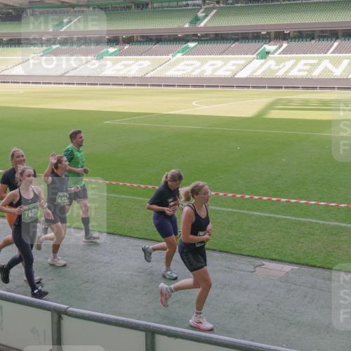 13.09.2026 - 21. swb-Marathon Bremen Michael Burmester http://msf.ph/oto/10340963 13.09.2026 13:22:10 Laufen im Stadion 128, 160, 211, 258, 343, 351, 423, 441, 571, 601, 620, 782, 851, 1060, 1094, 1157, 1158, 1177, 1259, 1316, 1344, 1417, 1439, 1518, 1657, 1669, 1676, 1691, 1729, 1808, 1846, 1883, 2139, 2201, 2213, 2258, 2278, 2290, 2414, 2504, 2551, 2619, 2632, 2652, 2660, 2685, 2711, 2736, 2828, 2954, 2964, 2995, 3004, 3010, 3022, 3034, 3070, 3074, 3144, 3225, 3351, 3530, 3682, 3784, 4020, 4054, 4406, 4407, 4431, 4584, 1506 meine-sportfotos.de