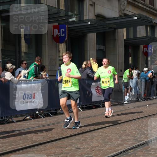 13.09.2026 - 21. swb-Marathon Bremen Strokosch-Dieckow http://msf.ph/oto/10341006 13.09.2026 11:07:27 Ziel 10138, 10279, 10280, 10363, 10364, 10501, 10505, 10580, 10595, 10660, 10661, 10674, 10830, 10871, 10907, 10935, 10937, 11037, 11223, 11515, 11643, 11899, 11924, 11934, 12024, 12097, 12167, 12168, 12194, 12277, 12307, 12419, 12509, 12511, 12512, 10138, 10205, 10360, 10488, 10695, 10748, 11100, 11123, 11246, 11393, 11417, 11439, 11600, 11684, 11696, 11759, 11767, 11822, 11823, 11865, 11917, 12020, 12173, 12210, 12255, 12266 meine-sportfotos.de
