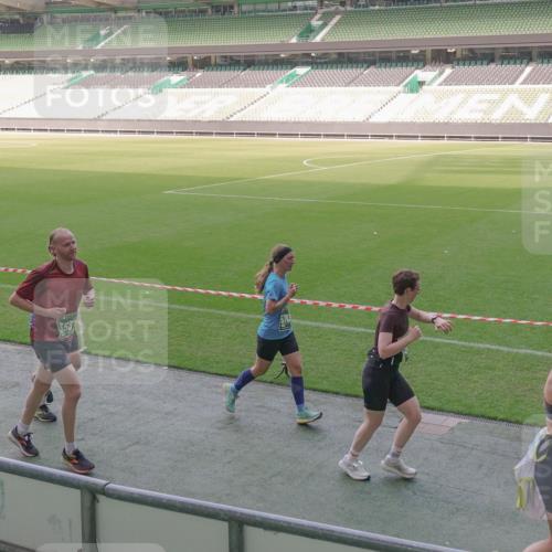 13.09.2026 - 21. swb-Marathon Bremen Michael Burmester http://msf.ph/oto/10341070 13.09.2026 13:22:22 Laufen im Stadion 128, 160, 211, 258, 343, 351, 423, 441, 571, 601, 609, 620, 782, 851, 892, 1060, 1094, 1157, 1158, 1177, 1178, 1259, 1316, 1331, 1344, 1417, 1518, 1657, 1669, 1676, 1691, 1729, 1746, 1788, 1808, 1883, 2213, 2258, 2290, 2414, 2433, 2475, 2504, 2526, 2551, 2619, 2632, 2652, 2660, 2685, 2711, 2736, 2828, 2954, 2964, 2995, 3010, 3022, 3034, 3070, 3074, 3144, 3225, 3252, 3347, 3351, 3505, 3530, 3559, 3682, 3784, 4020, 4054, 4231, 4406, 4407, 4431, 4584, 1506 meine-sportfotos.de