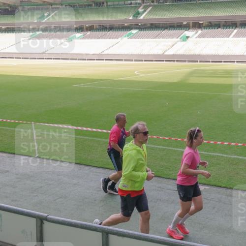 13.09.2026 - 21. swb-Marathon Bremen Michael Burmester http://msf.ph/oto/10341101 13.09.2026 13:22:24 Laufen im Stadion 128, 160, 211, 258, 343, 351, 423, 441, 571, 601, 609, 620, 708, 782, 851, 892, 1060, 1094, 1157, 1158, 1177, 1178, 1259, 1316, 1331, 1344, 1417, 1518, 1657, 1669, 1676, 1691, 1729, 1746, 1788, 1808, 1883, 2213, 2290, 2414, 2433, 2475, 2504, 2526, 2551, 2619, 2632, 2652, 2660, 2685, 2711, 2736, 2828, 2954, 2964, 2995, 3010, 3022, 3034, 3070, 3074, 3144, 3225, 3252, 3347, 3351, 3505, 3530, 3559, 3682, 3784, 4020, 4054, 4231, 4406, 4407, 4431, 4467, 4584, 1506 meine-sportfotos.de