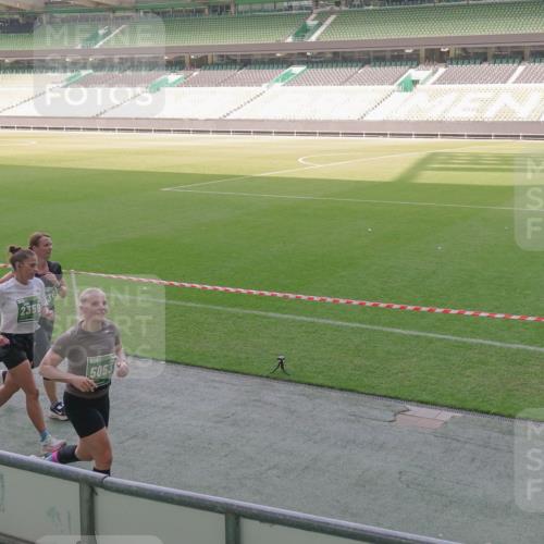 13.09.2026 - 21. swb-Marathon Bremen Michael Burmester http://msf.ph/oto/10341105 13.09.2026 13:22:26 Laufen im Stadion 128, 160, 211, 258, 343, 351, 423, 441, 571, 601, 609, 620, 708, 782, 851, 892, 1060, 1094, 1157, 1158, 1177, 1178, 1259, 1316, 1331, 1344, 1417, 1518, 1657, 1669, 1676, 1691, 1729, 1746, 1788, 1808, 1883, 2213, 2290, 2414, 2433, 2475, 2504, 2526, 2551, 2619, 2632, 2652, 2660, 2685, 2711, 2736, 2828, 2954, 2964, 2995, 3010, 3022, 3034, 3144, 3225, 3252, 3347, 3351, 3505, 3530, 3559, 3682, 3727, 3784, 4020, 4054, 4231, 4406, 4407, 4431, 4467, 4584, 1506 meine-sportfotos.de