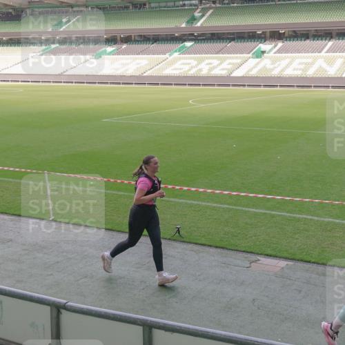 13.09.2026 - 21. swb-Marathon Bremen Michael Burmester http://msf.ph/oto/10341243 13.09.2026 13:22:43 Laufen im Stadion 128, 160, 211, 258, 343, 351, 423, 441, 533, 571, 601, 609, 708, 782, 851, 892, 1060, 1094, 1157, 1177, 1178, 1259, 1316, 1331, 1344, 1417, 1518, 1657, 1669, 1691, 1729, 1746, 1788, 1883, 2213, 2290, 2433, 2475, 2504, 2526, 2551, 2619, 2632, 2652, 2660, 2685, 2711, 2828, 2954, 2964, 2995, 3022, 3034, 3225, 3252, 3347, 3351, 3423, 3447, 3505, 3530, 3559, 3682, 3727, 3770, 3784, 3819, 4020, 4054, 4231, 4406, 4407, 4431, 4466, 4467, 4584, 1506 meine-sportfotos.de
