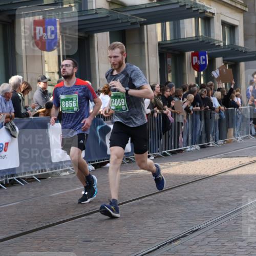 13.09.2026 - 21. swb-Marathon Bremen Strokosch-Dieckow http://msf.ph/oto/10341305 13.09.2026 13:27:45 Ziel 488, 534, 762, 1343, 1456, 3114, 3135, 3334, 3480, 3576, 4106, 4133, 4265, 4506, 5360, 5462, 6182, 6468, 6522, 7926, 8188, 8656, 9067, 9145, 9167, 9168, 9543, 9738, 9881, 13069, 323, 440, 534, 593, 762, 857, 940, 1006, 1373, 1574, 1932, 2345, 2668, 2686, 3013, 3135, 3460, 3521, 3970, 4421, 4496, 4593, 4744, 5081, 5220, 5290, 5358, 5557, 5616, 6067, 6306, 7042, 7110, 7138, 7358, 8351, 9494, 9727, 13198 meine-sportfotos.de