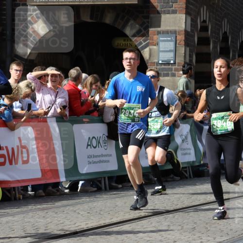 13.09.2026 - 21. swb-Marathon Bremen Strokosch-Dieckow http://msf.ph/oto/10341381 13.09.2026 13:31:58 Ziel 310, 922, 1600, 3115, 3239, 3244, 3278, 3579, 3858, 3859, 3989, 4164, 4258, 4273, 4692, 4889, 4998, 5158, 5363, 5426, 5899, 6039, 6062, 6100, 6193, 6213, 6354, 6581, 6602, 6971, 7032, 7260, 7608, 7941, 7964, 8042, 8078, 8166, 8205, 8206, 8239, 8364, 8495, 8522, 9033, 9155, 9293, 9568, 9903, 9914, 13151, 2310, 2934, 3946, 4566, 4797, 5628, 6116, 6475, 7182, 7526, 7818, 8610, 9394, 9640, 13182 meine-sportfotos.de