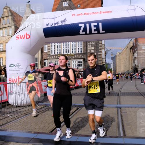 13.09.2026 - 21. swb-Marathon Bremen Tim E. http://msf.ph/oto/10341393 13.09.2026 11:11:04 Ziel 10148, 10163, 10461, 10462, 10547, 10792, 10911, 11043, 11047, 11309, 11327, 11335, 11465, 11513, 11583, 11736, 11756, 11846 meine-sportfotos.de