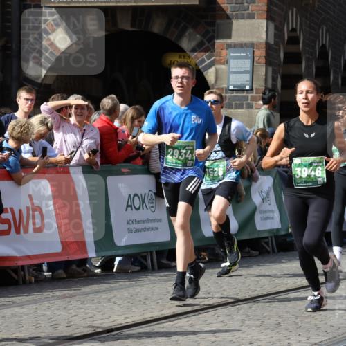 13.09.2026 - 21. swb-Marathon Bremen Strokosch-Dieckow http://msf.ph/oto/10341427 13.09.2026 13:31:59 Ziel 310, 922, 1600, 3115, 3239, 3244, 3278, 3858, 3859, 3989, 4164, 4258, 4273, 4692, 4889, 4998, 5158, 5363, 5426, 5899, 6039, 6062, 6100, 6193, 6213, 6354, 6581, 6602, 6971, 7032, 7260, 7608, 7941, 7964, 8042, 8078, 8166, 8205, 8206, 8239, 8364, 8495, 8522, 9033, 9155, 9188, 9293, 9568, 9903, 9914, 13151, 13231, 2310, 2934, 4566, 4797, 5628, 6116, 6258, 6475, 6875, 7182, 7526, 7818, 9394, 9640, 13182 meine-sportfotos.de