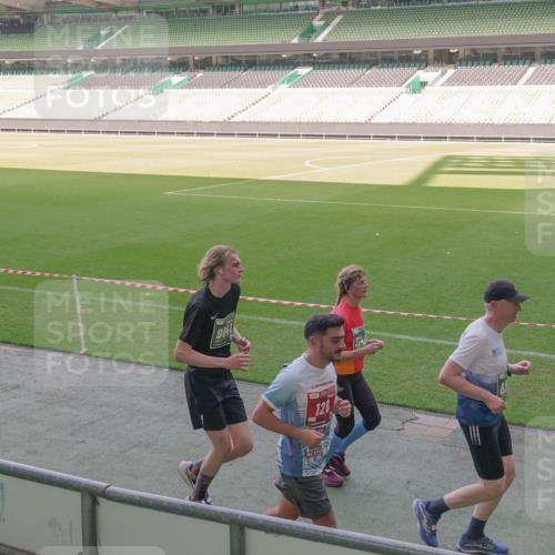 13.09.2026 - 21. swb-Marathon Bremen Michael Burmester http://msf.ph/oto/10341439 13.09.2026 13:23:14 Laufen im Stadion 128, 137, 160, 182, 211, 324, 343, 434, 533, 571, 609, 708, 721, 743, 892, 1157, 1178, 1259, 1331, 1417, 1597, 1598, 1657, 1669, 1691, 1729, 1746, 1788, 1883, 2213, 2286, 2290, 2433, 2445, 2465, 2475, 2495, 2503, 2504, 2526, 2619, 2632, 2652, 2660, 2685, 2711, 2768, 2936, 2964, 2968, 3252, 3282, 3288, 3289, 3292, 3347, 3351, 3364, 3395, 3423, 3447, 3505, 3530, 3559, 3682, 3727, 3770, 3784, 3819, 4020, 4054, 4231, 4406, 4407, 4431, 4466, 4467, 4584, 1506 meine-sportfotos.de