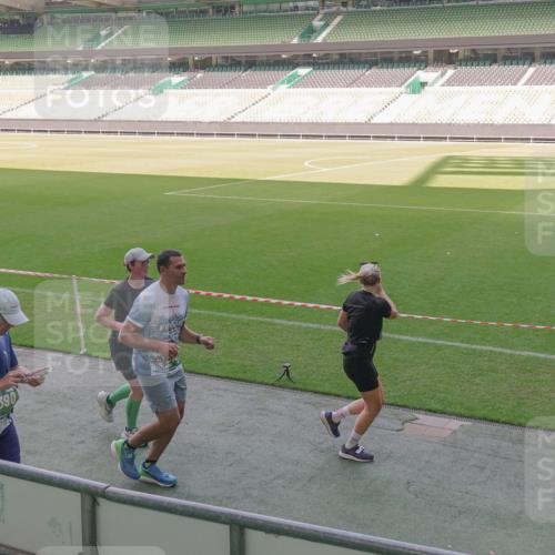 13.09.2026 - 21. swb-Marathon Bremen Michael Burmester http://msf.ph/oto/10341462 13.09.2026 13:23:18 Laufen im Stadion 128, 137, 160, 182, 211, 324, 343, 434, 533, 571, 609, 708, 721, 743, 892, 1157, 1178, 1259, 1273, 1331, 1417, 1597, 1598, 1657, 1669, 1691, 1746, 1788, 1883, 2213, 2252, 2286, 2290, 2433, 2445, 2465, 2475, 2495, 2503, 2504, 2526, 2619, 2632, 2660, 2685, 2711, 2768, 2936, 2964, 2968, 3252, 3282, 3288, 3289, 3292, 3347, 3351, 3364, 3395, 3423, 3447, 3505, 3530, 3559, 3682, 3727, 3770, 3784, 3819, 4020, 4054, 4231, 4406, 4407, 4431, 4466, 4467, 4584, 1506 meine-sportfotos.de