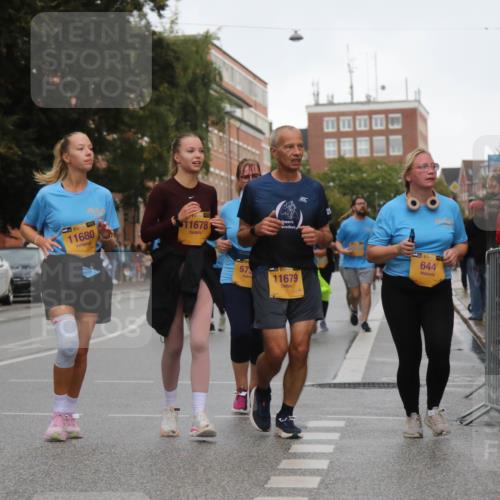 13.09.2026 - Kiel Lauf Markus Tischler http://msf.ph/oto/10341471 13.09.2026 11:13:05 Fleethörn 11, 39, 11680, 11678, 57, 11679, 21, 1, 38, 644 meine-sportfotos.de