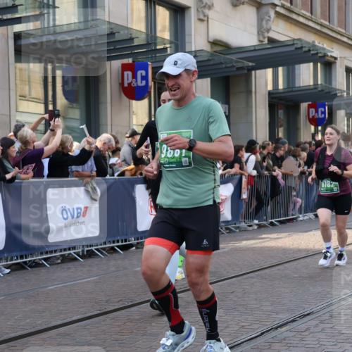 13.09.2026 - 21. swb-Marathon Bremen Strokosch-Dieckow http://msf.ph/oto/10341574 13.09.2026 13:27:54 Ziel 178, 210, 1343, 1380, 1460, 2047, 2977, 3114, 3294, 3334, 3597, 4506, 5250, 5360, 5889, 6182, 7926, 8429, 8656, 9064, 9167, 9168, 9543, 9549, 9738, 9881, 13069, 440, 488, 534, 762, 857, 1456, 1932, 2668, 2686, 3013, 3135, 3460, 3480, 3576, 3970, 4106, 4133, 4265, 4421, 4496, 4593, 4744, 5081, 5462, 5557, 6067, 6468, 6522, 7042, 7138, 7358, 8188, 8351, 9067, 9145, 9494, 9727, 13069, 13198 meine-sportfotos.de