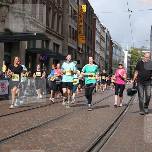 13.09.2026 - 21. swb-Marathon Bremen Strokosch-Dieckow http://msf.ph/oto/10341756 13.09.2026 11:07:50 Ziel 10135, 10139, 10188, 10404, 10493, 10660, 10767, 10793, 10851, 10859, 11032, 11044, 11263, 11378, 11404, 11659, 11831, 11833, 11958, 12031, 12066, 12160, 12248, 12325, 12384, 12389, 10138, 10279, 10280, 10363, 10364, 10501, 10505, 10580, 10595, 10660, 10661, 10674, 10830, 10871, 10907, 10935, 10937, 11037, 11223, 11515, 11643, 11899, 11924, 11934, 12024, 12097, 12167, 12168, 12194, 12277, 12307, 12511, 12512 meine-sportfotos.de