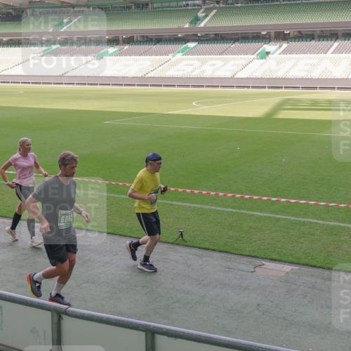 13.09.2026 - 21. swb-Marathon Bremen Michael Burmester http://msf.ph/oto/10341805 13.09.2026 13:24:18 Laufen im Stadion 137, 182, 213, 294, 324, 434, 505, 533, 548, 609, 708, 721, 723, 739, 743, 752, 892, 1178, 1273, 1331, 1463, 1471, 1491, 1515, 1597, 1598, 1746, 1788, 1944, 2095, 2211, 2213, 2252, 2267, 2271, 2286, 2312, 2323, 2433, 2445, 2465, 2475, 2483, 2495, 2497, 2503, 2526, 2554, 2571, 2644, 2768, 2776, 2833, 2936, 2968, 3005, 3211, 3252, 3282, 3288, 3289, 3292, 3298, 3306, 3312, 3347, 3364, 3381, 3390, 3395, 3423, 3447, 3505, 3559, 3727, 3770, 3819, 4054, 4231, 4466, 4467 meine-sportfotos.de
