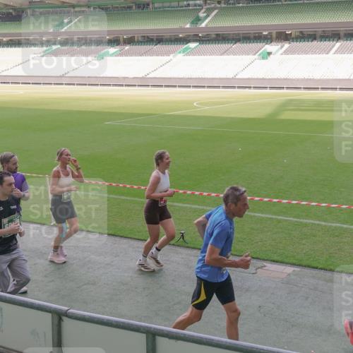 13.09.2026 - 21. swb-Marathon Bremen Michael Burmester http://msf.ph/oto/10341846 13.09.2026 13:24:24 Laufen im Stadion 137, 182, 213, 294, 324, 434, 505, 533, 548, 609, 708, 721, 723, 739, 743, 752, 892, 1178, 1273, 1331, 1463, 1471, 1491, 1504, 1515, 1597, 1598, 1746, 1788, 1830, 1944, 2095, 2211, 2252, 2267, 2271, 2286, 2312, 2323, 2433, 2445, 2465, 2475, 2483, 2495, 2497, 2503, 2506, 2554, 2571, 2644, 2768, 2776, 2833, 2936, 2968, 3005, 3142, 3211, 3252, 3282, 3288, 3289, 3292, 3298, 3306, 3312, 3347, 3364, 3381, 3390, 3395, 3423, 3447, 3505, 3559, 3727, 3770, 3819, 4231, 4466, 4467 meine-sportfotos.de