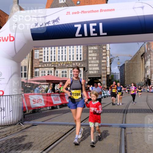13.09.2026 - 21. swb-Marathon Bremen Tim E. http://msf.ph/oto/10341869 13.09.2026 11:11:29 Ziel 10313, 10419, 10527, 10611, 10644, 11062, 11141, 11231, 11458, 11483, 11679, 11691, 11745, 12148, 12396, 12401, 12507 meine-sportfotos.de