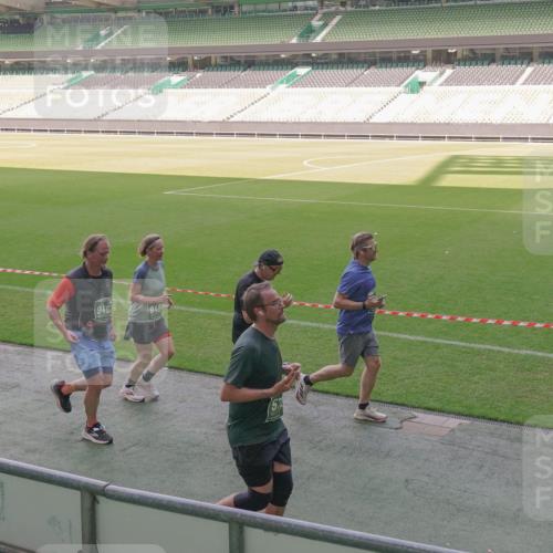 13.09.2026 - 21. swb-Marathon Bremen Michael Burmester http://msf.ph/oto/10341886 13.09.2026 13:24:31 Laufen im Stadion 137, 182, 213, 294, 324, 434, 505, 533, 548, 609, 708, 721, 723, 739, 743, 752, 815, 1273, 1331, 1463, 1471, 1491, 1504, 1515, 1597, 1598, 1830, 1944, 2059, 2095, 2211, 2252, 2267, 2271, 2286, 2312, 2323, 2354, 2445, 2465, 2483, 2495, 2497, 2503, 2506, 2554, 2571, 2644, 2752, 2768, 2776, 2833, 2896, 2936, 2968, 3005, 3142, 3211, 3252, 3259, 3282, 3288, 3289, 3292, 3298, 3306, 3312, 3329, 3364, 3381, 3390, 3395, 3423, 3447, 3559, 3727, 3770, 3819, 4466, 4467 meine-sportfotos.de