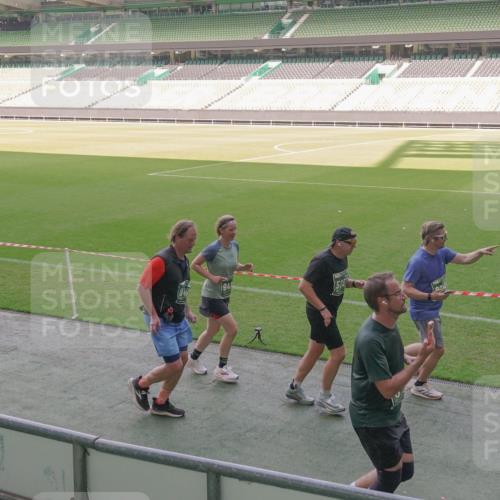 13.09.2026 - 21. swb-Marathon Bremen Michael Burmester http://msf.ph/oto/10341892 13.09.2026 13:24:31 Laufen im Stadion 137, 182, 213, 294, 324, 434, 505, 533, 548, 609, 708, 721, 723, 739, 743, 752, 815, 1273, 1331, 1463, 1471, 1491, 1504, 1515, 1597, 1598, 1830, 1944, 2059, 2095, 2211, 2252, 2267, 2271, 2286, 2312, 2323, 2354, 2445, 2465, 2483, 2495, 2497, 2503, 2506, 2554, 2571, 2644, 2752, 2768, 2776, 2833, 2896, 2936, 2968, 3005, 3142, 3211, 3252, 3259, 3282, 3288, 3289, 3292, 3298, 3306, 3312, 3329, 3364, 3381, 3390, 3395, 3423, 3447, 3559, 3727, 3770, 3819, 4466, 4467 meine-sportfotos.de