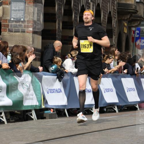 13.09.2026 - 21. swb-Marathon Bremen Strokosch-Dieckow http://msf.ph/oto/10341991 13.09.2026 10:51:16 Ziel 10200, 10537, 11076, 11087, 11170, 11339, 11625, 11626, 11961, 12004, 12070, 12179, 12303, 12351, 12407, 12560, 10334, 10381, 10544, 10763, 10825, 10862, 10887, 10984, 11145, 12051, 12424, 12548, 13631 meine-sportfotos.de