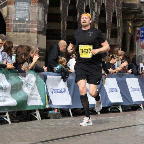 13.09.2026 - 21. swb-Marathon Bremen Strokosch-Dieckow http://msf.ph/oto/10342018 13.09.2026 10:51:16 Ziel 10200, 10537, 11076, 11087, 11170, 11339, 11625, 11626, 11961, 12004, 12070, 12179, 12303, 12351, 12407, 12560, 10334, 10381, 10544, 10763, 10825, 10862, 10887, 10984, 11145, 12051, 12424, 12548, 13631 meine-sportfotos.de