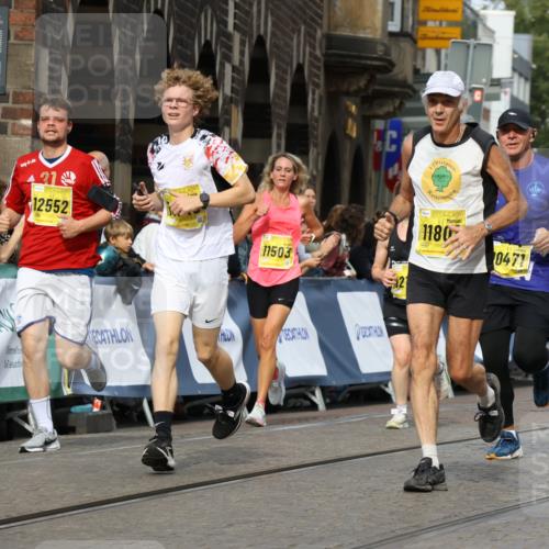 13.09.2026 - 21. swb-Marathon Bremen Strokosch-Dieckow http://msf.ph/oto/10342055 13.09.2026 10:51:20 Ziel 10200, 10537, 10808, 11087, 11170, 11339, 11537, 11625, 11626, 12004, 12179, 12303, 12351, 12407, 12560, 10334, 10381, 10544, 10763, 10825, 10862, 10984, 11145, 11787, 12424, 12548, 13631 meine-sportfotos.de