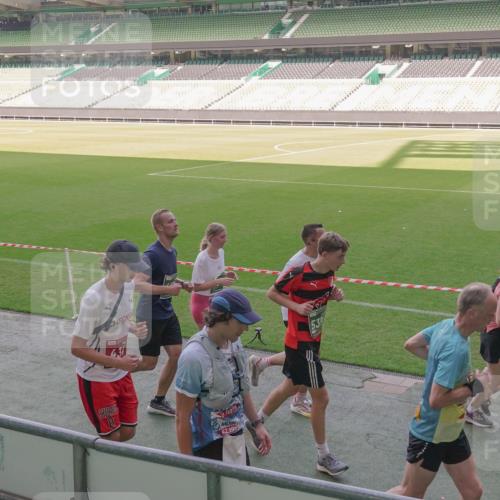 13.09.2026 - 21. swb-Marathon Bremen Michael Burmester http://msf.ph/oto/10342109 13.09.2026 13:25:02 Laufen im Stadion 137, 182, 213, 294, 324, 505, 530, 543, 548, 721, 723, 739, 743, 752, 815, 818, 966, 1273, 1410, 1443, 1459, 1463, 1471, 1491, 1504, 1515, 1561, 1597, 1598, 1744, 1830, 1944, 1953, 2058, 2059, 2095, 2211, 2252, 2267, 2271, 2286, 2298, 2308, 2312, 2323, 2354, 2445, 2465, 2483, 2495, 2497, 2503, 2506, 2554, 2571, 2591, 2644, 2752, 2762, 2768, 2776, 2833, 2878, 2896, 2936, 2981, 3005, 3142, 3211, 3259, 3288, 3289, 3298, 3306, 3312, 3329, 3364, 3381, 3390 meine-sportfotos.de