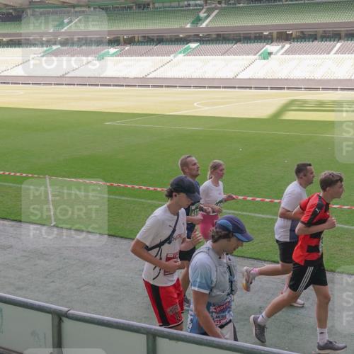 13.09.2026 - 21. swb-Marathon Bremen Michael Burmester http://msf.ph/oto/10342114 13.09.2026 13:25:02 Laufen im Stadion 137, 182, 213, 294, 324, 505, 530, 543, 548, 721, 723, 739, 743, 752, 815, 818, 966, 1273, 1410, 1443, 1459, 1463, 1471, 1491, 1504, 1515, 1561, 1597, 1598, 1744, 1830, 1944, 1953, 2058, 2059, 2095, 2211, 2252, 2267, 2271, 2286, 2298, 2308, 2312, 2323, 2354, 2445, 2465, 2483, 2495, 2497, 2503, 2506, 2554, 2571, 2591, 2644, 2752, 2762, 2768, 2776, 2833, 2878, 2896, 2936, 2981, 3005, 3142, 3211, 3259, 3288, 3289, 3298, 3306, 3312, 3329, 3364, 3381, 3390 meine-sportfotos.de