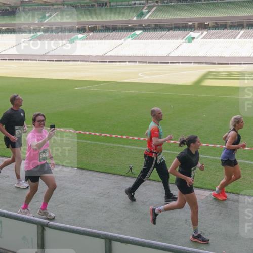 13.09.2026 - 21. swb-Marathon Bremen Michael Burmester http://msf.ph/oto/10342187 13.09.2026 13:25:11 Laufen im Stadion 137, 182, 213, 294, 324, 505, 530, 543, 548, 645, 721, 723, 739, 743, 752, 815, 818, 966, 1273, 1283, 1410, 1443, 1459, 1463, 1471, 1487, 1491, 1504, 1515, 1561, 1597, 1598, 1744, 1828, 1830, 1944, 1953, 2058, 2059, 2095, 2211, 2252, 2267, 2271, 2298, 2308, 2312, 2323, 2354, 2465, 2483, 2497, 2503, 2506, 2554, 2571, 2591, 2644, 2752, 2762, 2776, 2833, 2878, 2896, 2981, 3005, 3062, 3097, 3142, 3172, 3211, 3259, 3288, 3289, 3298, 3306, 3312, 3329, 3381, 3390 meine-sportfotos.de