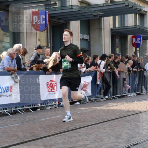 13.09.2026 - 21. swb-Marathon Bremen Strokosch-Dieckow http://msf.ph/oto/10342199 13.09.2026 13:28:13 Ziel 178, 210, 613, 1239, 1380, 1460, 1914, 2047, 2764, 3028, 3294, 3597, 4102, 4250, 4564, 5250, 5683, 6914, 6957, 8429, 8483, 8570, 8938, 9064, 9176, 9549, 13012, 488, 1343, 1456, 1460, 2977, 3114, 3334, 3480, 3576, 4265, 4506, 5250, 5360, 5462, 5889, 6182, 6468, 7926, 8188, 8656, 9067, 9145, 9167, 9168, 9543, 9738, 9881, 13069 meine-sportfotos.de