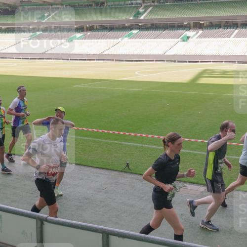 13.09.2026 - 21. swb-Marathon Bremen Michael Burmester http://msf.ph/oto/10342233 13.09.2026 13:25:17 Laufen im Stadion 137, 182, 213, 294, 505, 530, 543, 548, 645, 721, 723, 739, 743, 752, 815, 818, 966, 1273, 1283, 1410, 1443, 1459, 1463, 1471, 1487, 1491, 1504, 1515, 1530, 1561, 1618, 1744, 1828, 1830, 1944, 1953, 2058, 2059, 2095, 2211, 2252, 2267, 2271, 2298, 2308, 2312, 2323, 2354, 2382, 2384, 2465, 2483, 2497, 2503, 2506, 2554, 2571, 2591, 2644, 2675, 2752, 2762, 2776, 2833, 2878, 2896, 2981, 3005, 3062, 3097, 3142, 3172, 3211, 3259, 3298, 3306, 3312, 3329, 3381, 3390 meine-sportfotos.de