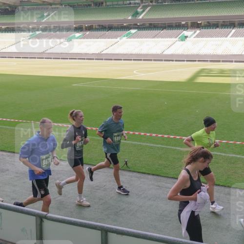 13.09.2026 - 21. swb-Marathon Bremen Michael Burmester http://msf.ph/oto/10342257 13.09.2026 13:25:20 Laufen im Stadion 182, 213, 294, 505, 530, 543, 548, 645, 723, 739, 743, 752, 815, 818, 966, 1273, 1283, 1410, 1443, 1459, 1463, 1471, 1487, 1491, 1504, 1515, 1530, 1561, 1618, 1744, 1828, 1830, 1944, 1953, 2058, 2059, 2095, 2211, 2252, 2267, 2271, 2298, 2308, 2312, 2323, 2354, 2382, 2384, 2465, 2483, 2497, 2506, 2554, 2571, 2591, 2644, 2656, 2675, 2752, 2762, 2776, 2833, 2878, 2896, 2981, 3005, 3062, 3097, 3142, 3172, 3211, 3259, 3298, 3306, 3312, 3329, 3381, 3390, 3433 meine-sportfotos.de