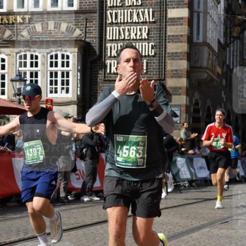 13.09.2026 - 21. swb-Marathon Bremen Strokosch-Dieckow http://msf.ph/oto/10342267 13.09.2026 13:27:04 Ziel 531, 2779, 3510, 3526, 3852, 3893, 4077, 4441, 4598, 4919, 5054, 5937, 6289, 6314, 6375, 6548, 6580, 7246, 7317, 8112, 8303, 9551, 13097, 1493, 1494, 2454, 3273, 3385, 4121, 4558, 6071, 6288, 6776, 7072, 7849, 8219, 9159, 9343, 9760, 10112, 10113, 13147 meine-sportfotos.de