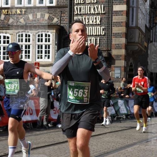 13.09.2026 - 21. swb-Marathon Bremen Strokosch-Dieckow http://msf.ph/oto/10342313 13.09.2026 13:27:04 Ziel 531, 2779, 3510, 3526, 3852, 3893, 4077, 4441, 4598, 4919, 5054, 5937, 6289, 6314, 6375, 6548, 6580, 7246, 7317, 8112, 8303, 9551, 13097, 1493, 1494, 2454, 3273, 3385, 4121, 4558, 6071, 6288, 6776, 7072, 7849, 8219, 9159, 9343, 9760, 10112, 10113, 13147 meine-sportfotos.de