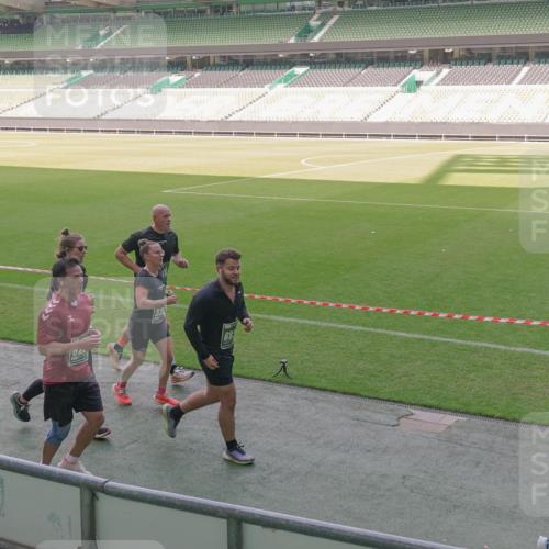 13.09.2026 - 21. swb-Marathon Bremen Michael Burmester http://msf.ph/oto/10342419 13.09.2026 13:25:44 Laufen im Stadion 202, 213, 294, 505, 530, 543, 548, 645, 723, 815, 818, 966, 1077, 1283, 1410, 1443, 1459, 1463, 1473, 1487, 1491, 1504, 1515, 1530, 1561, 1618, 1744, 1828, 1830, 1953, 2058, 2059, 2095, 2211, 2267, 2271, 2298, 2308, 2312, 2323, 2354, 2382, 2384, 2497, 2506, 2508, 2554, 2558, 2576, 2591, 2592, 2644, 2656, 2675, 2752, 2762, 2817, 2833, 2878, 2896, 2970, 2981, 3005, 3047, 3062, 3097, 3142, 3172, 3211, 3259, 3298, 3306, 3329, 3359, 3381, 3390, 3433, 3629, 3851 meine-sportfotos.de
