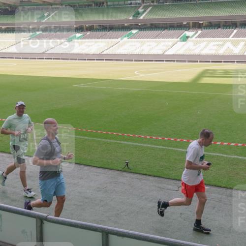 13.09.2026 - 21. swb-Marathon Bremen Michael Burmester http://msf.ph/oto/10342590 13.09.2026 13:26:05 Laufen im Stadion 202, 213, 294, 390, 505, 530, 543, 645, 815, 818, 833, 966, 1077, 1283, 1410, 1443, 1459, 1473, 1487, 1491, 1504, 1515, 1530, 1561, 1618, 1744, 1828, 1830, 1953, 2058, 2059, 2267, 2271, 2273, 2298, 2308, 2309, 2354, 2382, 2384, 2428, 2506, 2508, 2542, 2554, 2558, 2576, 2582, 2591, 2592, 2644, 2656, 2675, 2752, 2762, 2817, 2833, 2878, 2896, 2965, 2970, 2981, 3005, 3047, 3062, 3084, 3097, 3142, 3172, 3211, 3259, 3306, 3329, 3359, 3390, 3433, 3629, 3851 meine-sportfotos.de