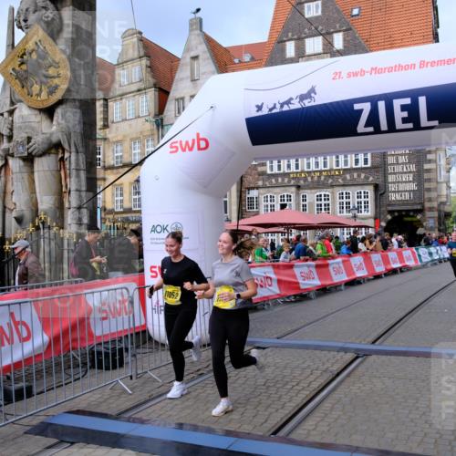 13.09.2026 - 21. swb-Marathon Bremen Tim E. http://msf.ph/oto/10342667 13.09.2026 11:12:32 Ziel 10213, 10406, 10414, 11052, 11585, 11633, 11716, 12012 meine-sportfotos.de