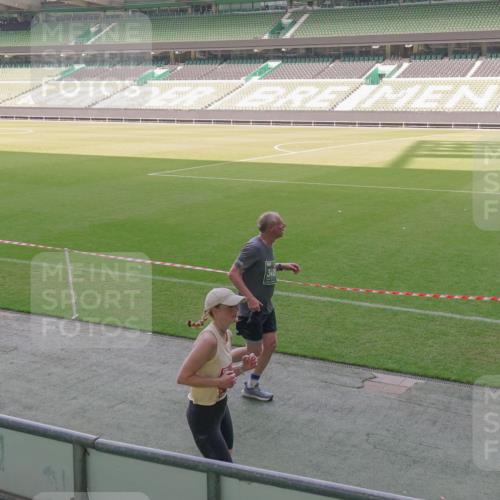 13.09.2026 - 21. swb-Marathon Bremen Michael Burmester http://msf.ph/oto/10342674 13.09.2026 13:26:18 Laufen im Stadion 186, 202, 213, 364, 390, 505, 530, 543, 645, 815, 818, 833, 966, 1077, 1283, 1410, 1443, 1459, 1473, 1487, 1504, 1515, 1530, 1561, 1618, 1700, 1744, 1828, 1830, 1953, 2058, 2059, 2271, 2273, 2298, 2308, 2309, 2354, 2382, 2384, 2388, 2404, 2428, 2506, 2508, 2542, 2558, 2576, 2582, 2591, 2592, 2656, 2675, 2748, 2752, 2762, 2817, 2833, 2878, 2896, 2965, 2970, 2981, 3005, 3047, 3050, 3062, 3084, 3097, 3142, 3172, 3211, 3259, 3329, 3359, 3390, 3433, 3540, 3629, 3756, 3851 meine-sportfotos.de