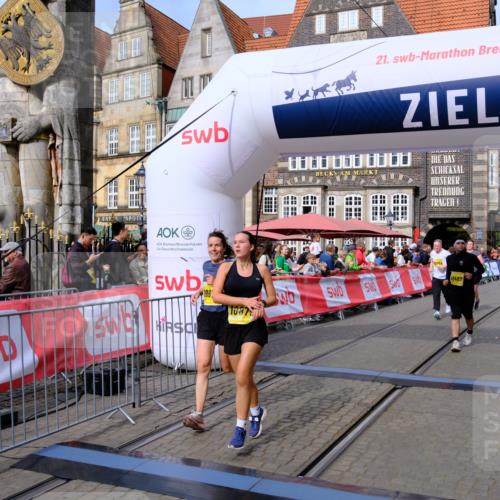 13.09.2026 - 21. swb-Marathon Bremen Tim E. http://msf.ph/oto/10342812 13.09.2026 11:12:52 Ziel 10354, 10406, 10743, 10874, 10875, 10909, 11090, 11657, 11716, 12234, 12327, 12497 meine-sportfotos.de