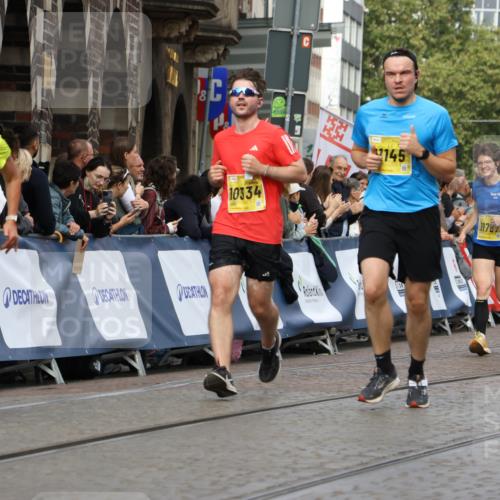 13.09.2026 - 21. swb-Marathon Bremen Strokosch-Dieckow http://msf.ph/oto/10342841 13.09.2026 10:51:37 Ziel 10381, 10471, 10515, 10544, 10808, 10825, 10862, 10887, 10984, 11503, 11537, 11801, 11973, 12051, 12133, 12548, 12552, 10162, 10183, 10281, 10348, 10467, 10641, 11273, 11542, 11685, 11733, 11777, 11784, 12329 meine-sportfotos.de
