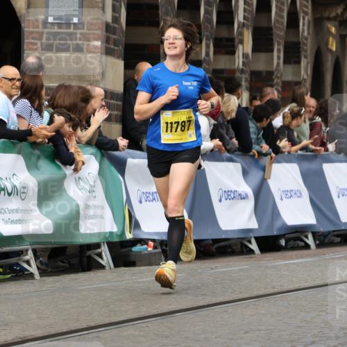 13.09.2026 - 21. swb-Marathon Bremen Strokosch-Dieckow http://msf.ph/oto/10342920 13.09.2026 10:51:41 Ziel 10334, 10381, 10471, 10515, 10544, 10763, 10825, 10862, 10887, 10984, 11145, 11503, 11801, 11973, 12051, 12133, 12424, 12548, 12552, 13631, 10162, 10183, 10281, 10467, 10641, 11273, 11277, 11542, 11685, 11733, 11777, 11784, 11962, 12349 meine-sportfotos.de