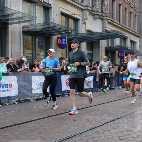 13.09.2026 - 21. swb-Marathon Bremen Strokosch-Dieckow http://msf.ph/oto/10342931 13.09.2026 13:28:36 Ziel 430, 565, 687, 722, 725, 936, 1014, 1274, 1688, 2223, 2276, 2378, 2851, 2891, 3348, 3419, 3444, 3665, 3938, 4102, 4590, 5225, 5267, 5531, 5691, 5865, 6099, 6817, 6937, 6955, 7134, 7263, 7527, 8984, 8985, 9562, 13174, 178, 210, 613, 1239, 1380, 1460, 1914, 2047, 2764, 2977, 3028, 3294, 3597, 4102, 4250, 4564, 5250, 5683, 5889, 6914, 6957, 8429, 8483, 8570, 8938, 9064, 9176, 9549, 13012 meine-sportfotos.de