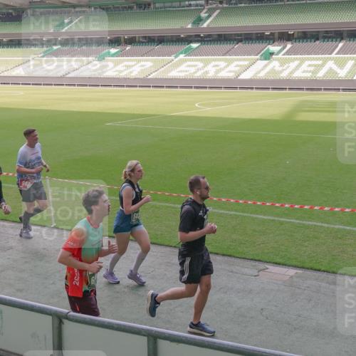 13.09.2026 - 21. swb-Marathon Bremen Michael Burmester http://msf.ph/oto/10343085 13.09.2026 13:27:10 Laufen im Stadion 186, 202, 357, 364, 390, 530, 597, 645, 726, 833, 888, 1077, 1283, 1412, 1473, 1487, 1530, 1608, 1618, 1700, 1744, 1769, 1828, 1958, 1961, 1984, 2236, 2273, 2309, 2382, 2384, 2388, 2404, 2428, 2502, 2507, 2508, 2542, 2558, 2576, 2582, 2592, 2656, 2675, 2725, 2748, 2817, 2875, 2876, 2923, 2965, 2970, 3045, 3047, 3050, 3062, 3073, 3084, 3097, 3172, 3184, 3219, 3359, 3433, 3540, 3592, 3629, 3756, 3851, 3885, 3907, 3978, 4457, 4660 meine-sportfotos.de
