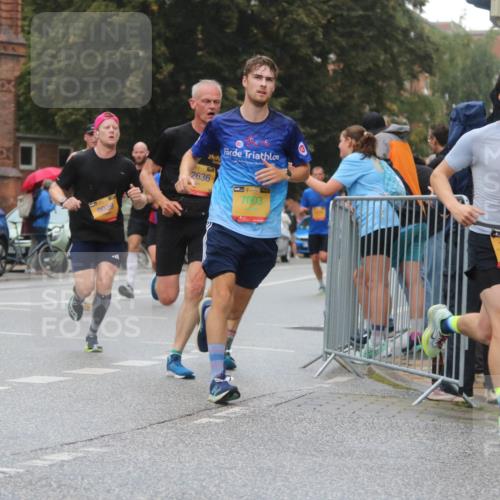13.09.2026 - Kiel Lauf Markus Tischler http://msf.ph/oto/10343113 13.09.2026 11:34:57 Fleethörn 9039, 2636, 7003, 7097 meine-sportfotos.de