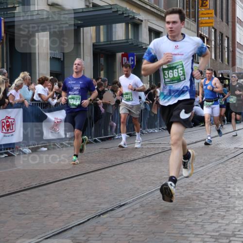13.09.2026 - 21. swb-Marathon Bremen Strokosch-Dieckow http://msf.ph/oto/10343116 13.09.2026 13:28:40 Ziel 394, 430, 565, 687, 722, 725, 745, 936, 1014, 1274, 1688, 2070, 2223, 2276, 2378, 2851, 2891, 3419, 3444, 3665, 3938, 4590, 5225, 5267, 5531, 5691, 5865, 6099, 6817, 6937, 6955, 7134, 7527, 8984, 8985, 9562, 9661, 13174, 178, 210, 613, 1239, 1380, 1914, 2047, 2764, 3028, 3294, 3348, 3597, 4102, 4250, 4564, 5683, 6914, 6957, 7263, 8429, 8483, 8570, 8938, 9064, 9176, 9549, 13012 meine-sportfotos.de